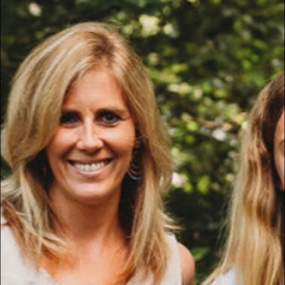Meet your Posher, Courtney